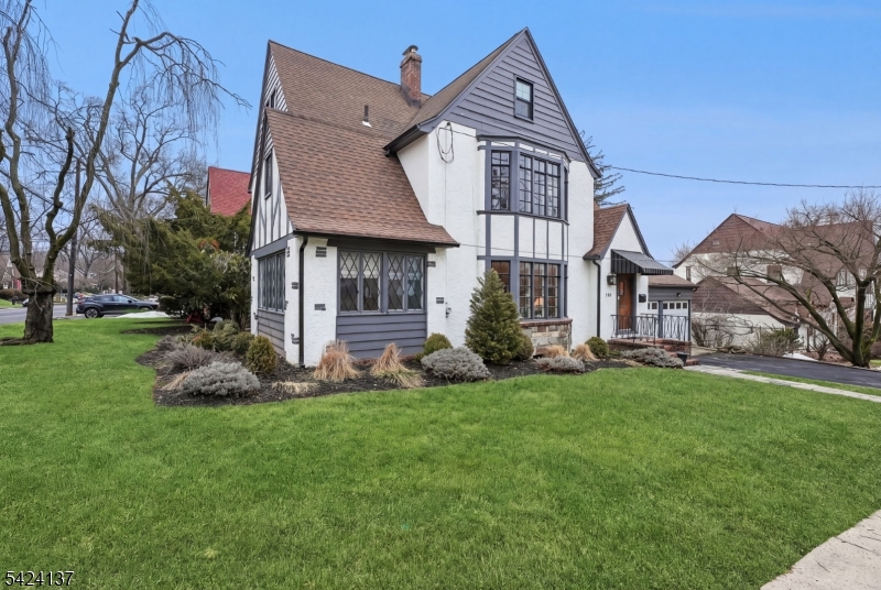 181 Mitchell St, West Orange Twp, NJ 07052