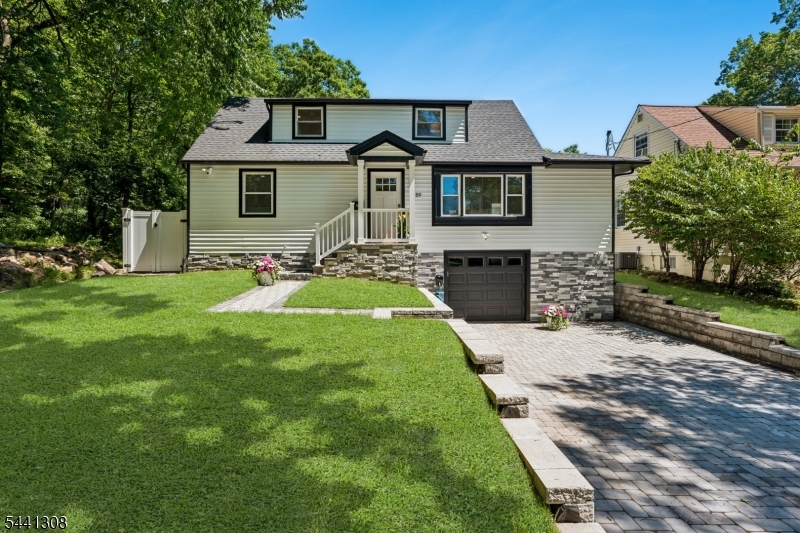 59 Sunnyside Rd, West Orange Twp, NJ 07052
