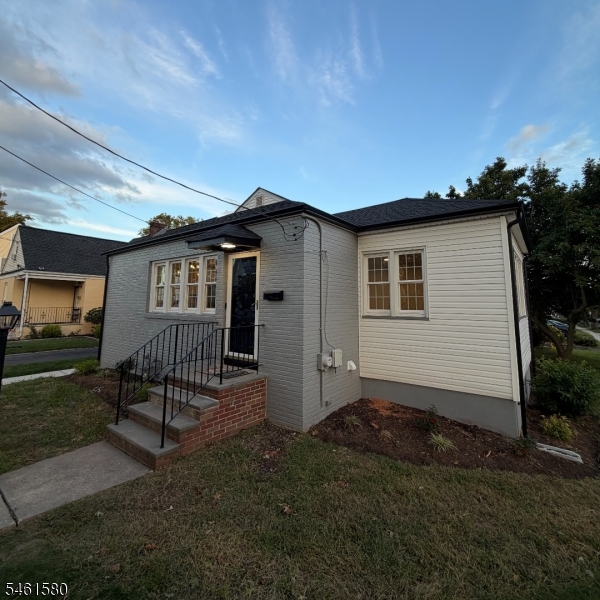 362 E Clay Ave, Roselle Park Bo, NJ 07204