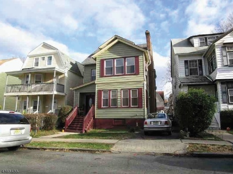 34 N 22ND ST, EAST ORANGE CIT, NJ 07017