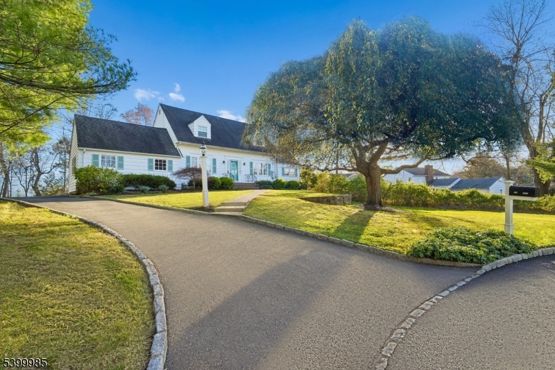  473 Bayberry Ln, Mountainside Bo, NJ 07092 