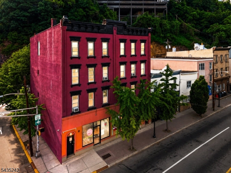 1903-1905 Willow Ave, Weehawken Twp., NJ 07086