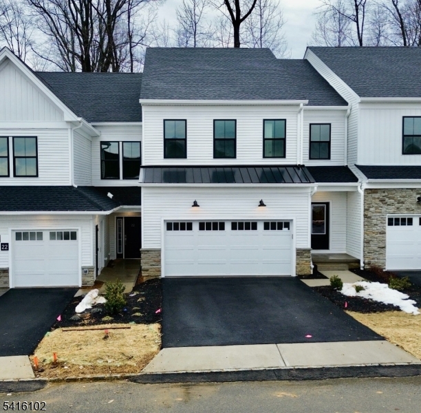 26 Arowana Rd